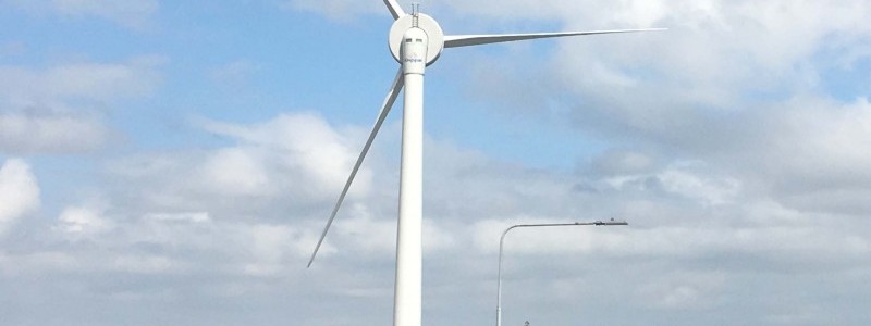 Kingspan install 78 meter wind turbine, Greenfield.